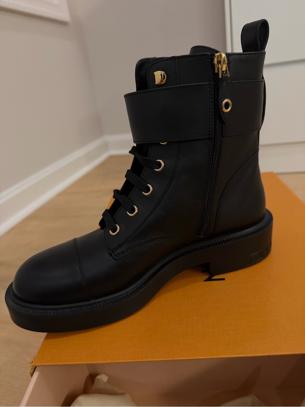 Louis Vuitton Black Leather Lace-Up Ankle Boot with Gold LV Accent - Picture 4 of 4